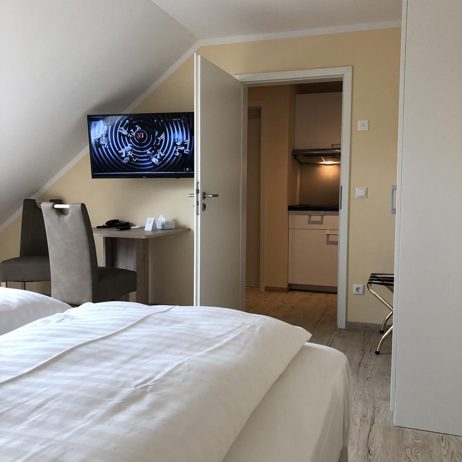 Hotel Select Suites & Aparts เมินเคงลัดบาค ภายนอก รูปภาพ