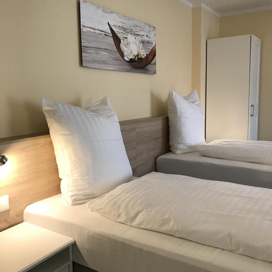 Hotel Select Suites & Aparts เมินเคงลัดบาค ภายนอก รูปภาพ