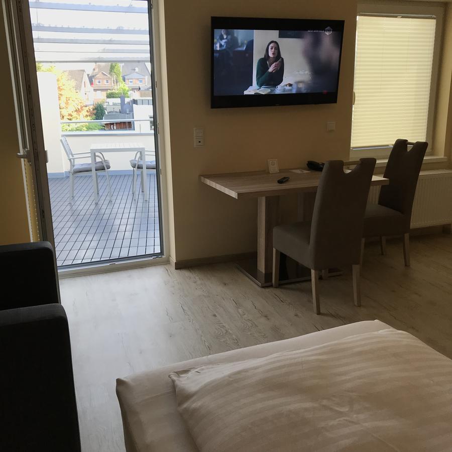 Hotel Select Suites & Aparts เมินเคงลัดบาค ภายนอก รูปภาพ